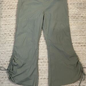 Silence + Noise/Hunter Green/ Capri Pants